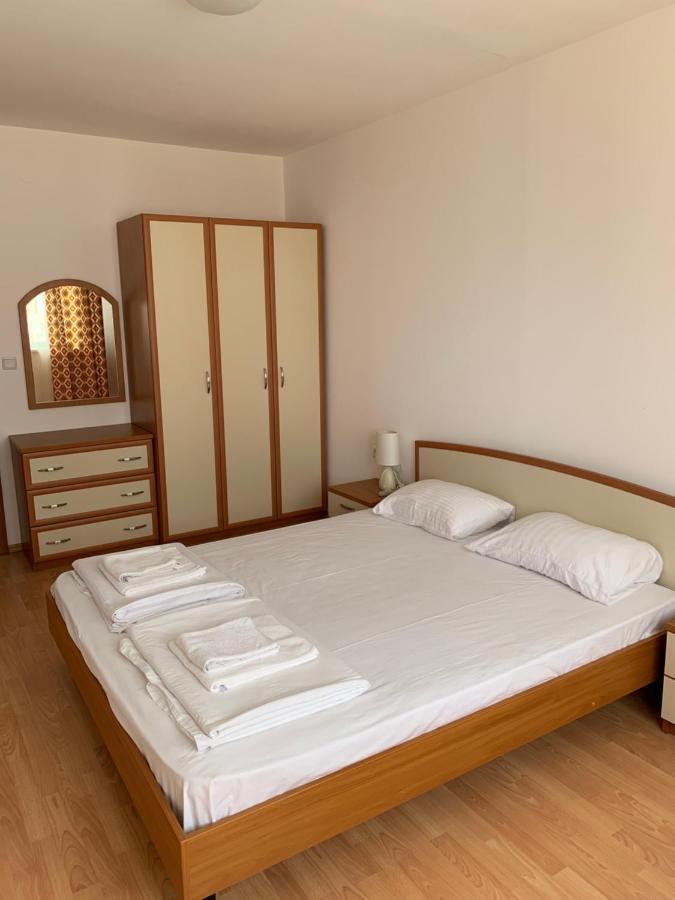Riviera Fort Beach Apartments By Kalina Resort, Ravda Buitenkant foto