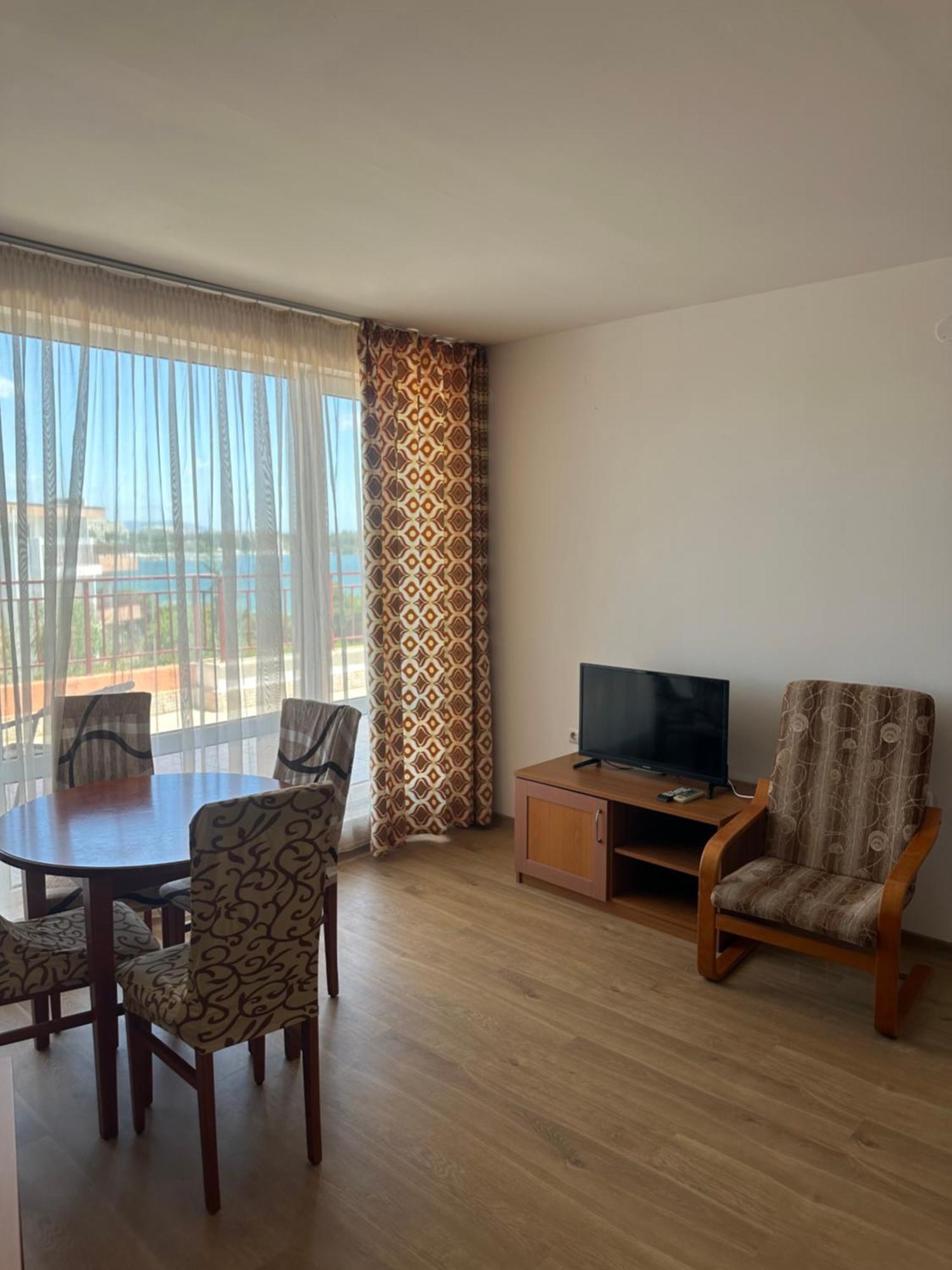 Riviera Fort Beach Apartments By Kalina Resort, Ravda Buitenkant foto