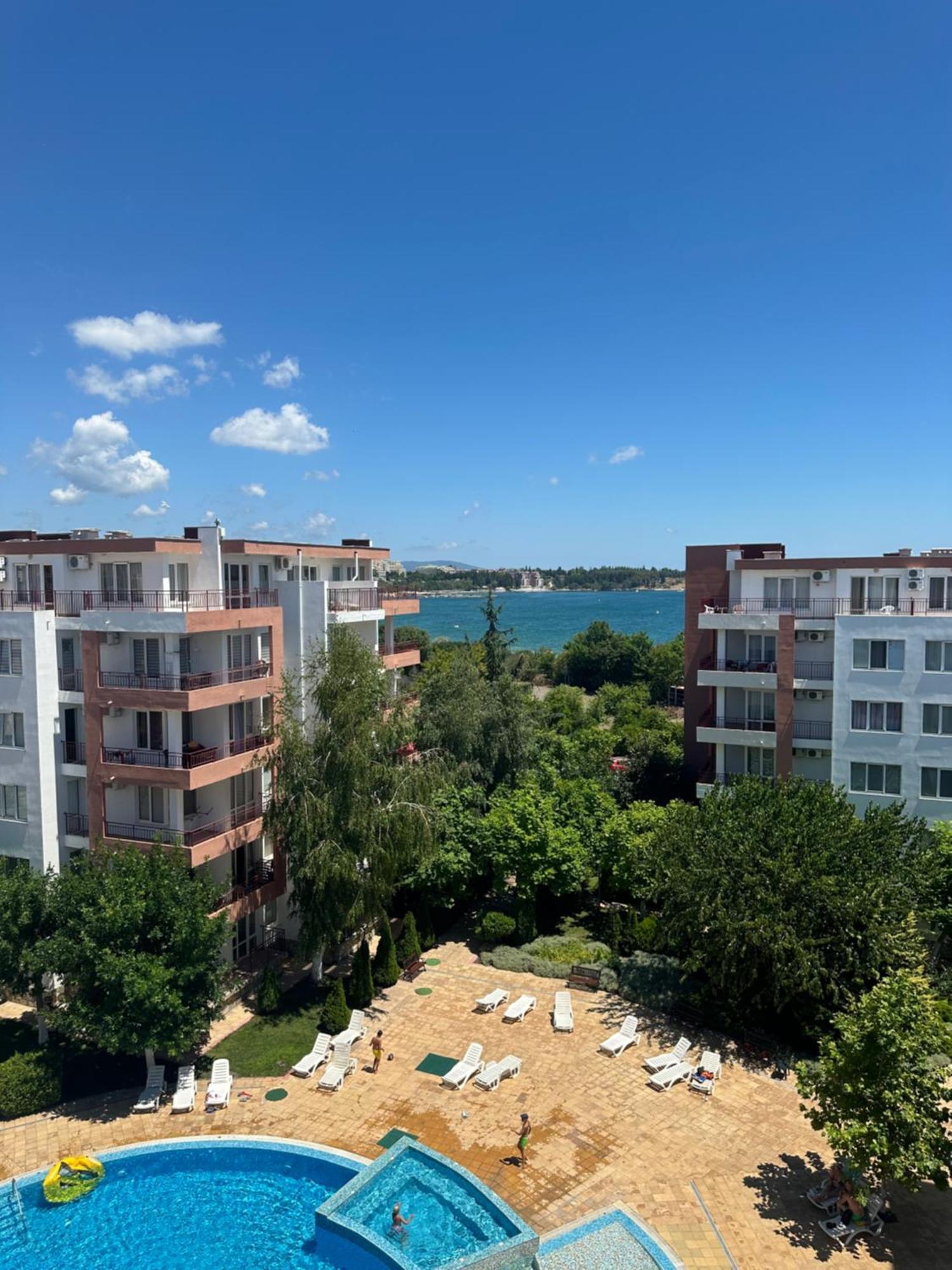 Riviera Fort Beach Apartments By Kalina Resort, Ravda Buitenkant foto