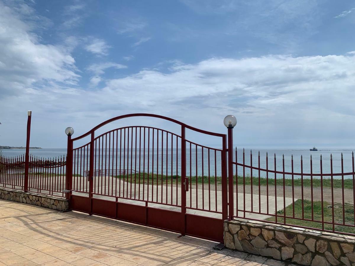 Riviera Fort Beach Apartments By Kalina Resort, Ravda Buitenkant foto